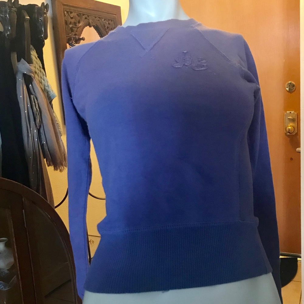 American Eagle sweatshirt stretch material